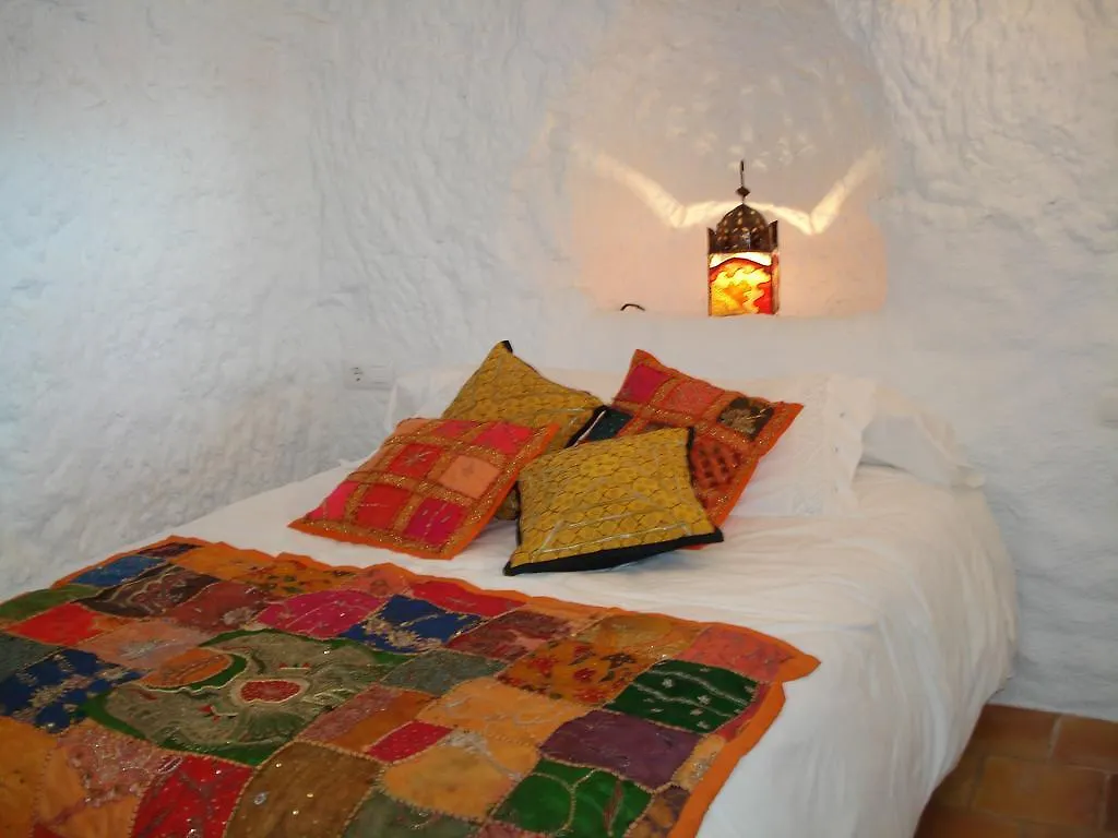 Cueva De La Alegria Holiday home Huescar