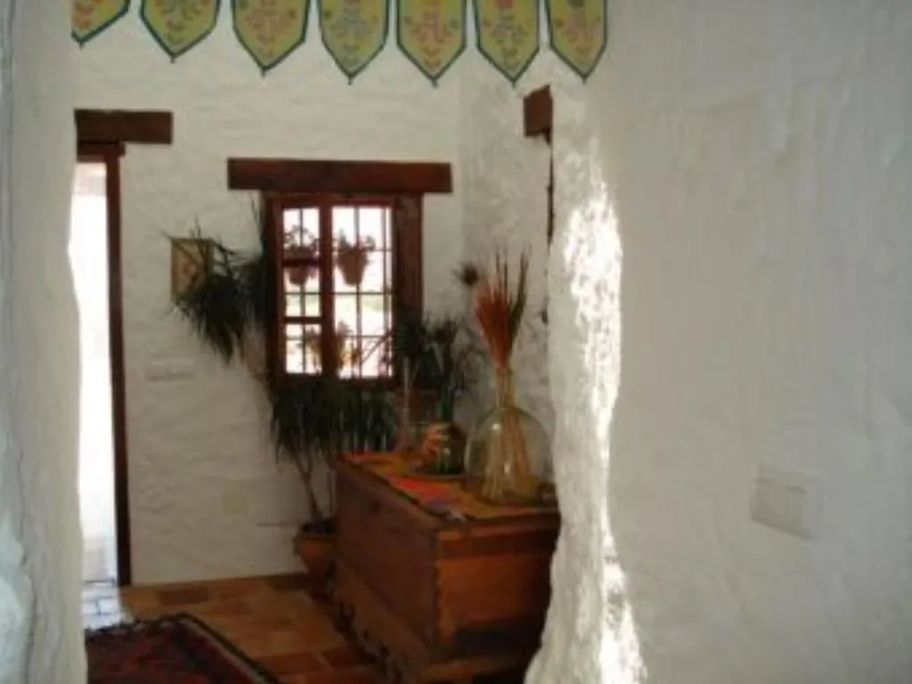 Cueva De La Alegria Holiday home Huescar
